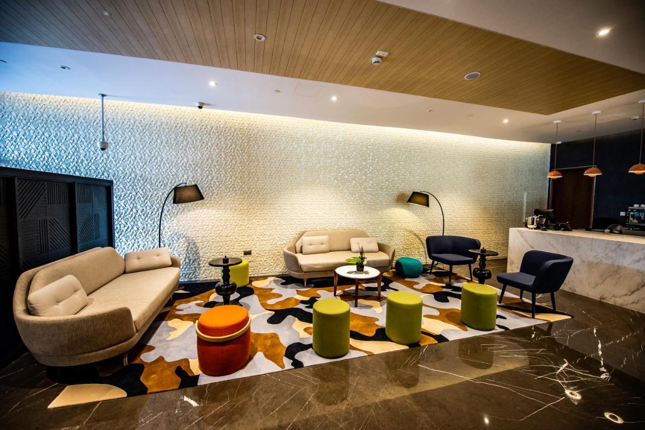 La Vie Gardens Hotel Apartments Dubai Esterno foto